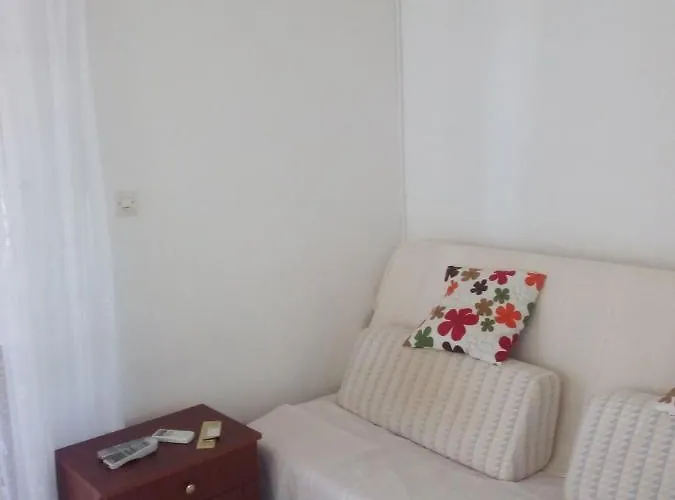 Apartments By The Sea Zaboric, Sibenik - 8368 *