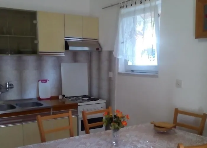 Apartments By The Sea Zaboric, Sibenik - 8368 *