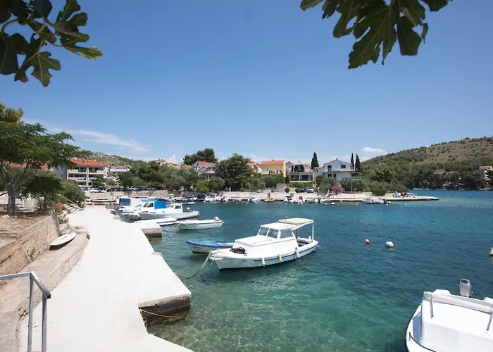 Apartments By The Sea Zaboric, Sibenik - 8368 * Zaboric